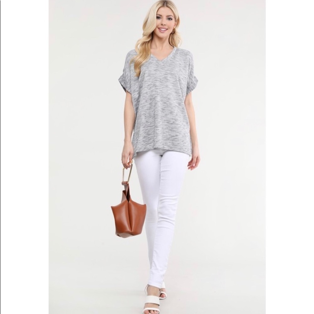 🛍NEW! Short Sleeve Cold Shoulder Top! - Picture 2 of 6